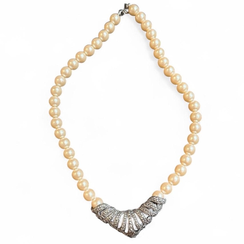 Vintage Cream Faux Pearl Necklace Silver Tone Marcasite Style Fan Bib 19"